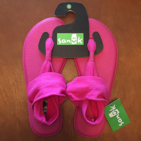 Sanuk Shoes - Sanuk sling all pink sandal.